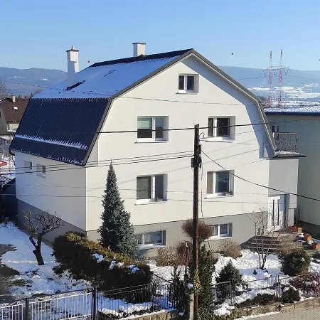 S Výhľadom Na Bojnický Zámok Apartamento Bojnice