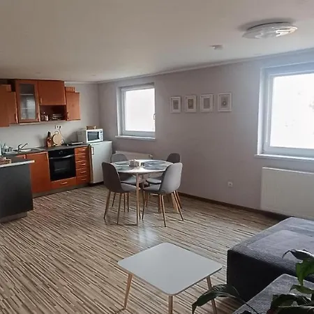 S Vyhladom Na Bojnicky Zamok Apartment